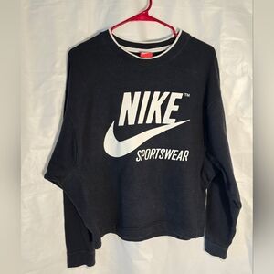 Nike Women's Black Crew Neck Cropped Sweater Black And White Vtg Style